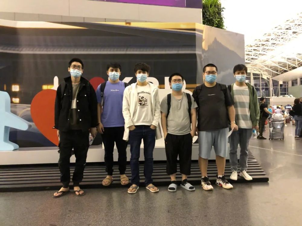 围绕麻将中