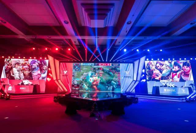 德州扑克不是谁想得多（德州扑克不是拼谁想得多）